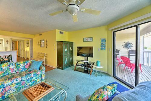 Apartamento Point Emerald Resort Retreat With Beach Access!