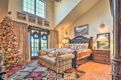Upscale Mountain Home With View, 10 Mi To Dwtn!