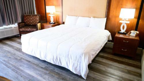 Oaks Motel Greensboro Nc