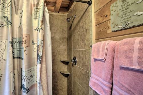 Rivers Edge - Ultimate Riverfront Getaway