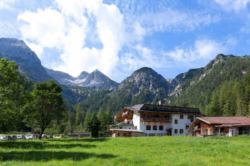 Hostal Alpengasthof Gern Alm