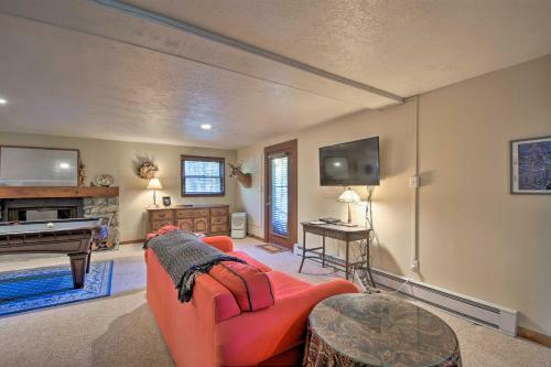 Mirror Lake Home With Game Room And Large Deck!