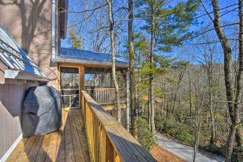 Renovated Chalet-style Escape Less Than 1 Mi To Town!