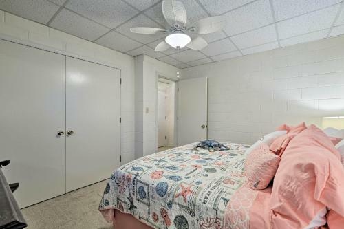 Pet-friendly Second Row House Steps To Beach!
