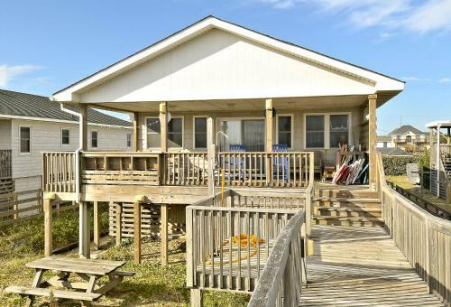 Coleman's Beach Front Inn