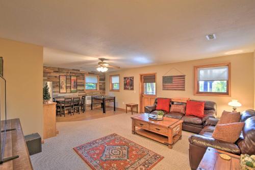 Mountaintop Murphy Cabin By Hiwassee River!