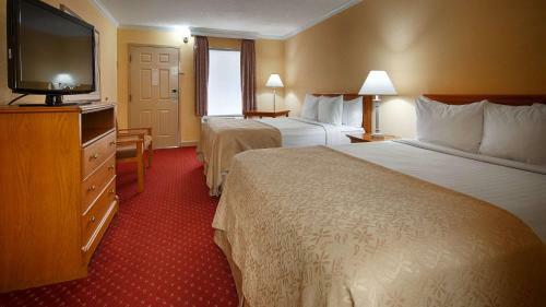 Hotel Bryson Inn