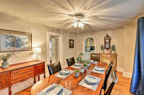 New Bern Home With Yard, Grill And Walkable Location