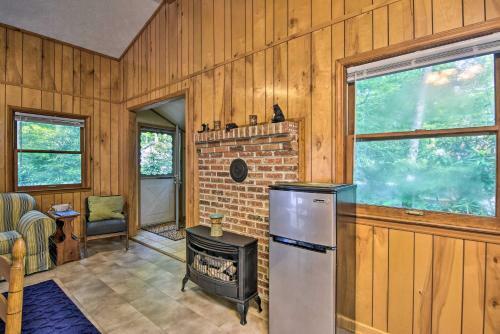 Linville Land Cabin With Community Amenities!