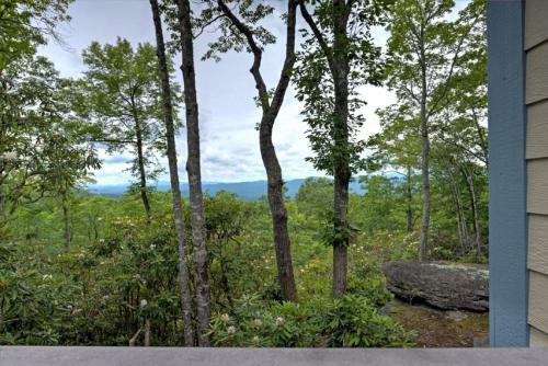 Boulder Ridge Home