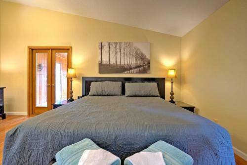 Boulder Ridge Home