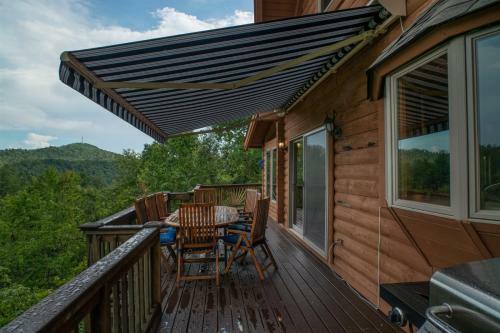 Private Mountaintop Cabin