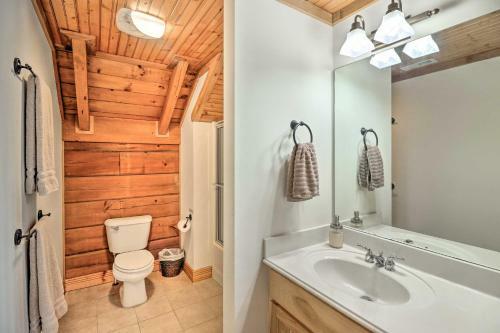 Private Sapphire Valley Resort Cabin With Mtn Views!