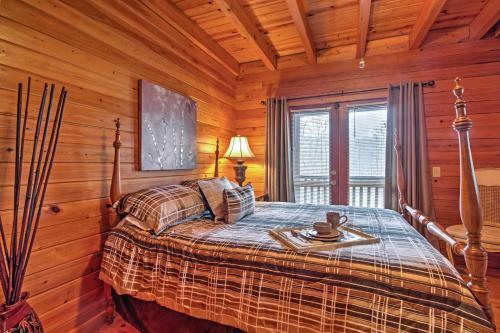 Pristine Sapphire Resort Cabin With Deck And Game Room