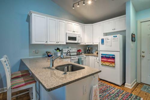 Apartamento Charming Southport Getaway With Community Pool!
