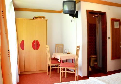 Hostal Pension Hribernig