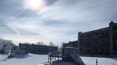 Sugar Ski & Country Club Unit 225