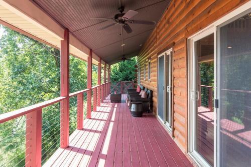 Daze Off Cabin Cabin