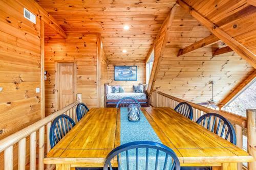 4 Bed 4 Bath Vacation Home In Sylva