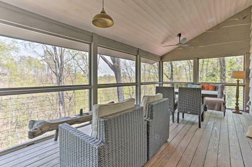 Tryon Smart Home With Hot Tub - 18 Mins From Tiec!