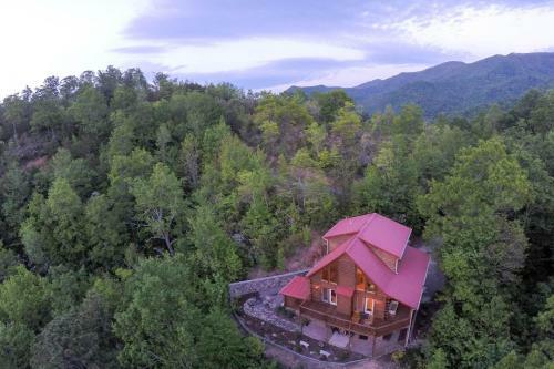 3 Bed 3 Bath Vacation Home In Whittier