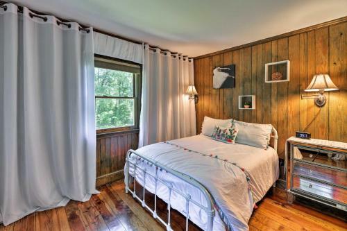 Riverfront Blounts Creek Home With Dock And Beach!