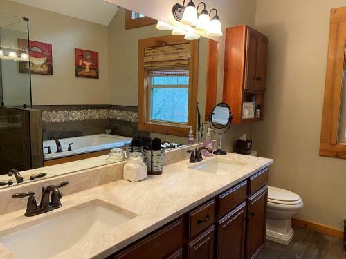 Holly Hill Lodge Home