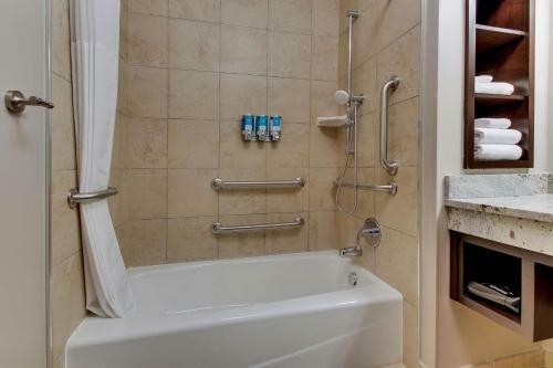 Hotel Drury Inn & Suites Cleveland Beachwood