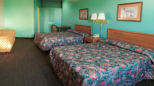 Red Horse Motel