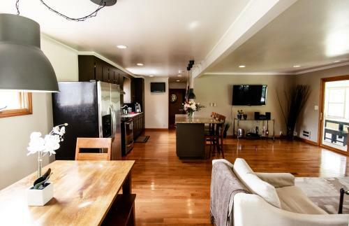 Hostal Small Batch Lodging