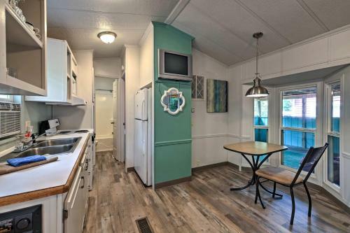 Middle Bass Cabin With Grill And Lagoon Access!
