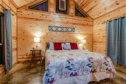 Stained Glass Hill Cabin