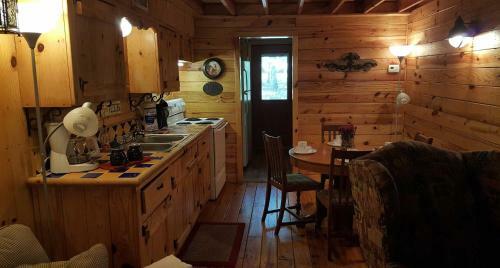 Beavers's Hideaway Cabin
