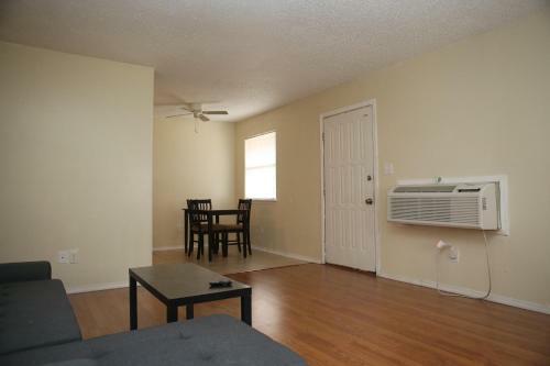 Apartamento 2 Bed/ 1 Bath Next To Ft. Sill