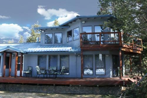 Big River Hideaway