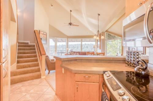 River Ridge Three-bedroom Condos