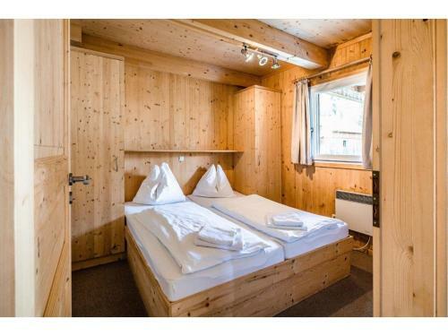 Wooden Chalet In Styria By The Lake