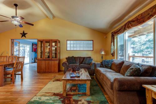 Larkspur Trail Home
