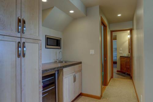 Rimrock Home