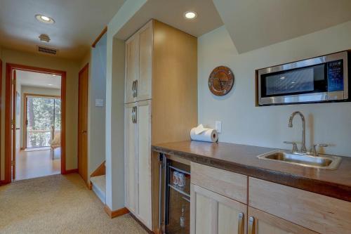 Rimrock Home