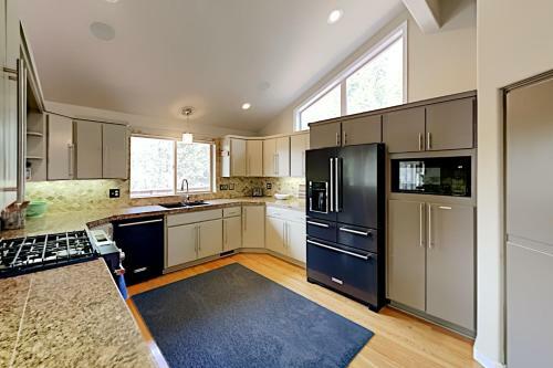 River Meadows Haven - Ac, Deck, Pool - 2,150 Sq Ft Home
