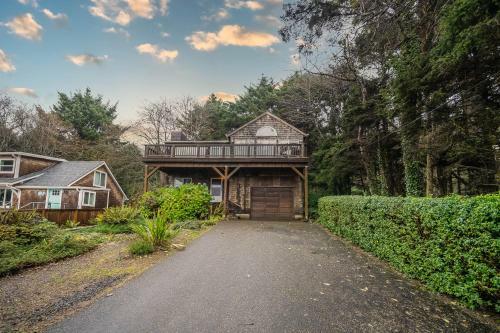 Secluded Cannon Beach Escape