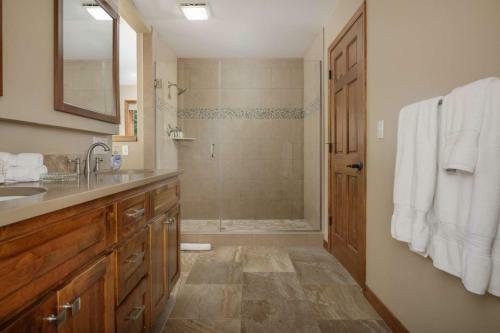 The Brookside Inn Manor