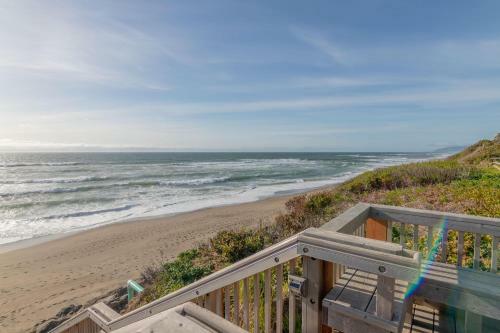 Spyglass Inn