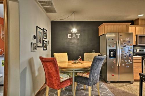 Relaxing Townhome With Patio 25 Mi To Portland