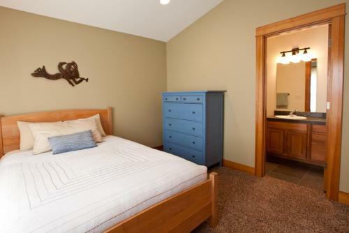 Brookside Townhouse