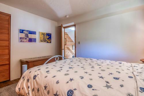 Osborne Beach House (Mca 139)