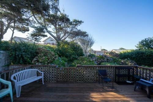 Js Beach House