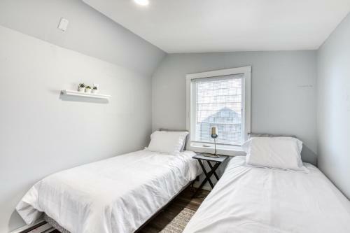Oceanside Beach Bungalow