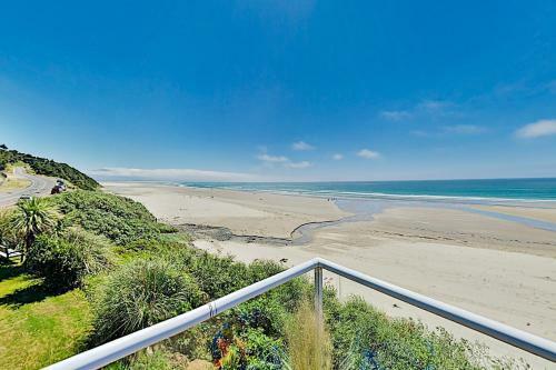 Spectacular Oceanfront Chateau - Steps To Beach Home